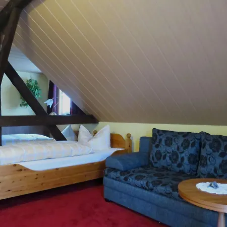 Zum Wiesengrund Apartamento Frauenhagen