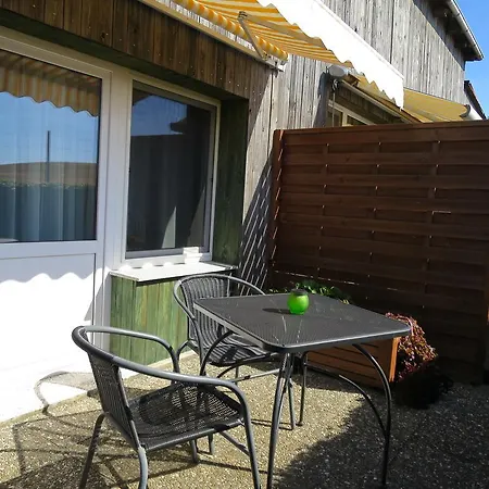 Zum Wiesengrund Apartment *
